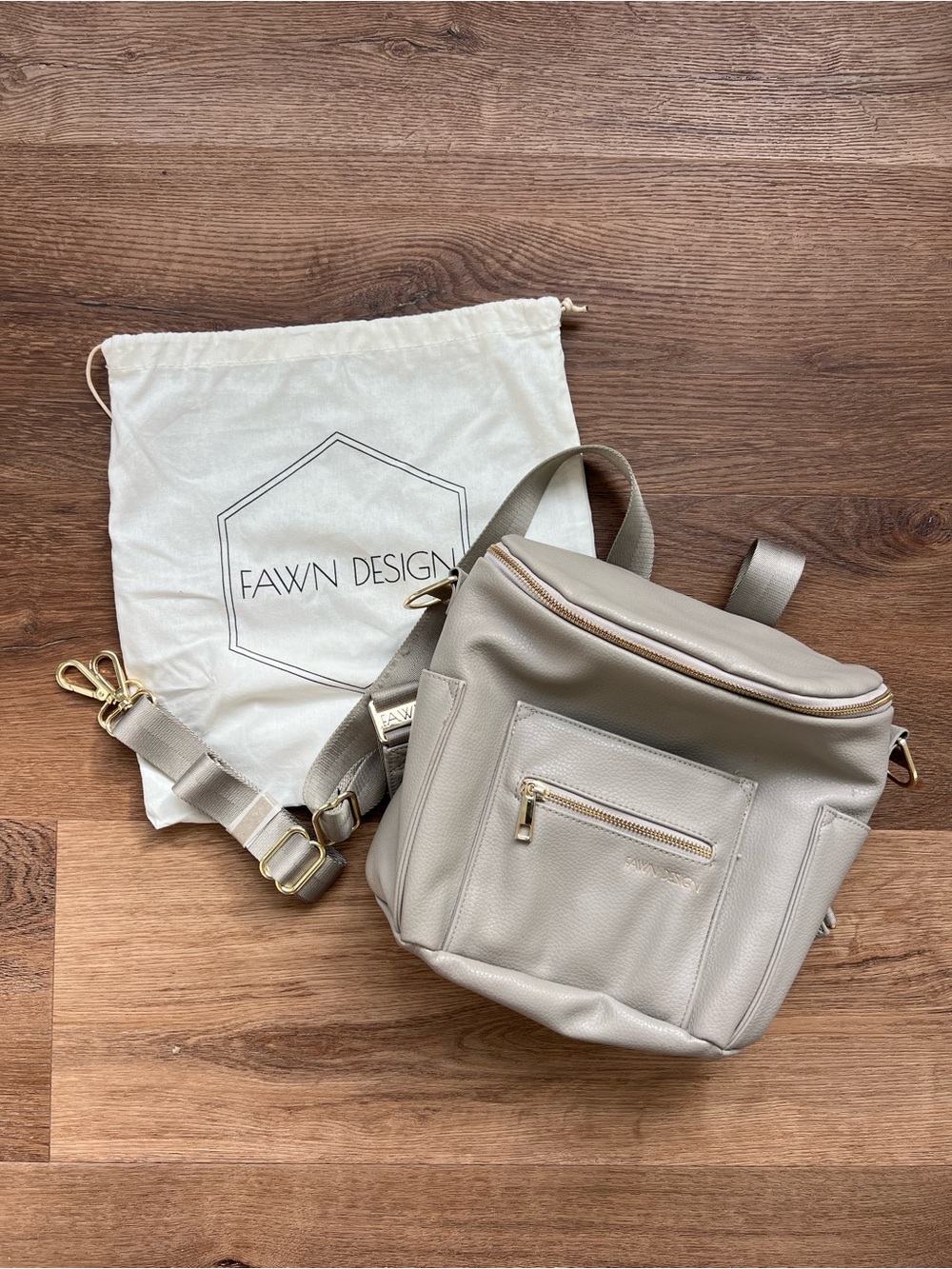 Fawn Design Women's gray Convertible Backpack Crossbody